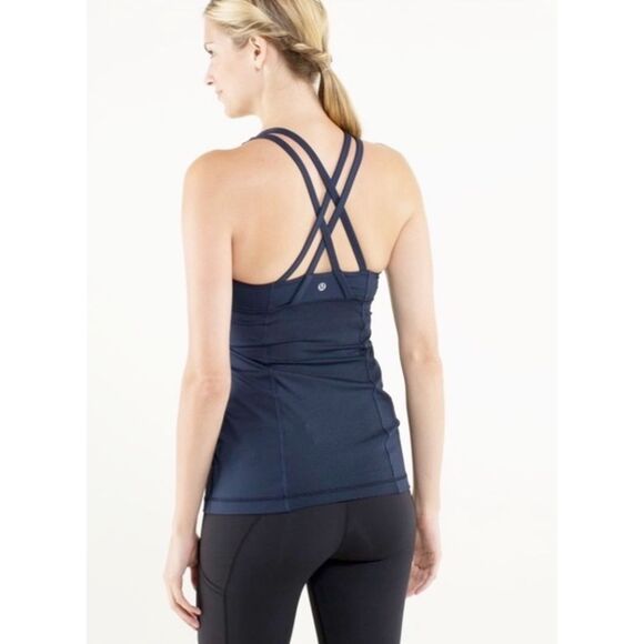 Lululemon Energy Tank Top Paisley‎ Inkwell 2/4 with removable pads. - Picture 4 of 8